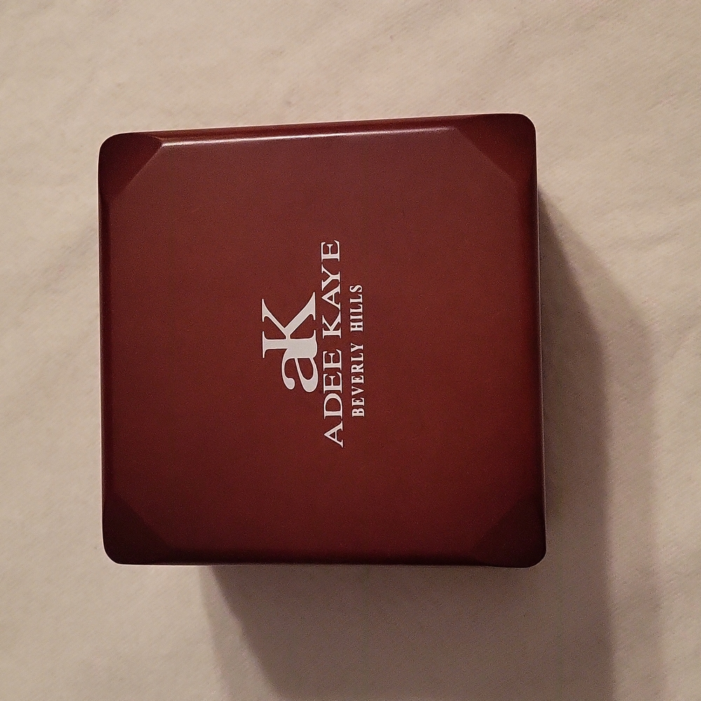 Adee Kaye Watch - Picture 5 of 5